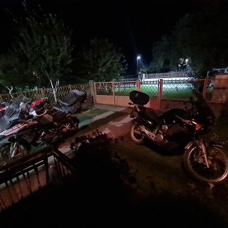 コラシンPetraアパートメント エクステリア 写真